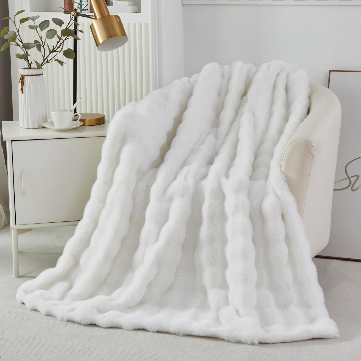YOU SA Super Soft Plush Fluffy Faux Rabbit Fur Blanket for Women and Men, Luxury Cozy Warm Blanket for Couch and Bed, Iv